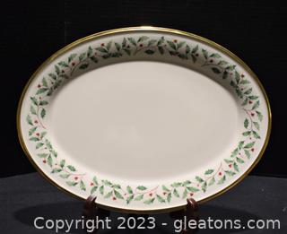 Lenox Holiday Oval Platter Holly Berries